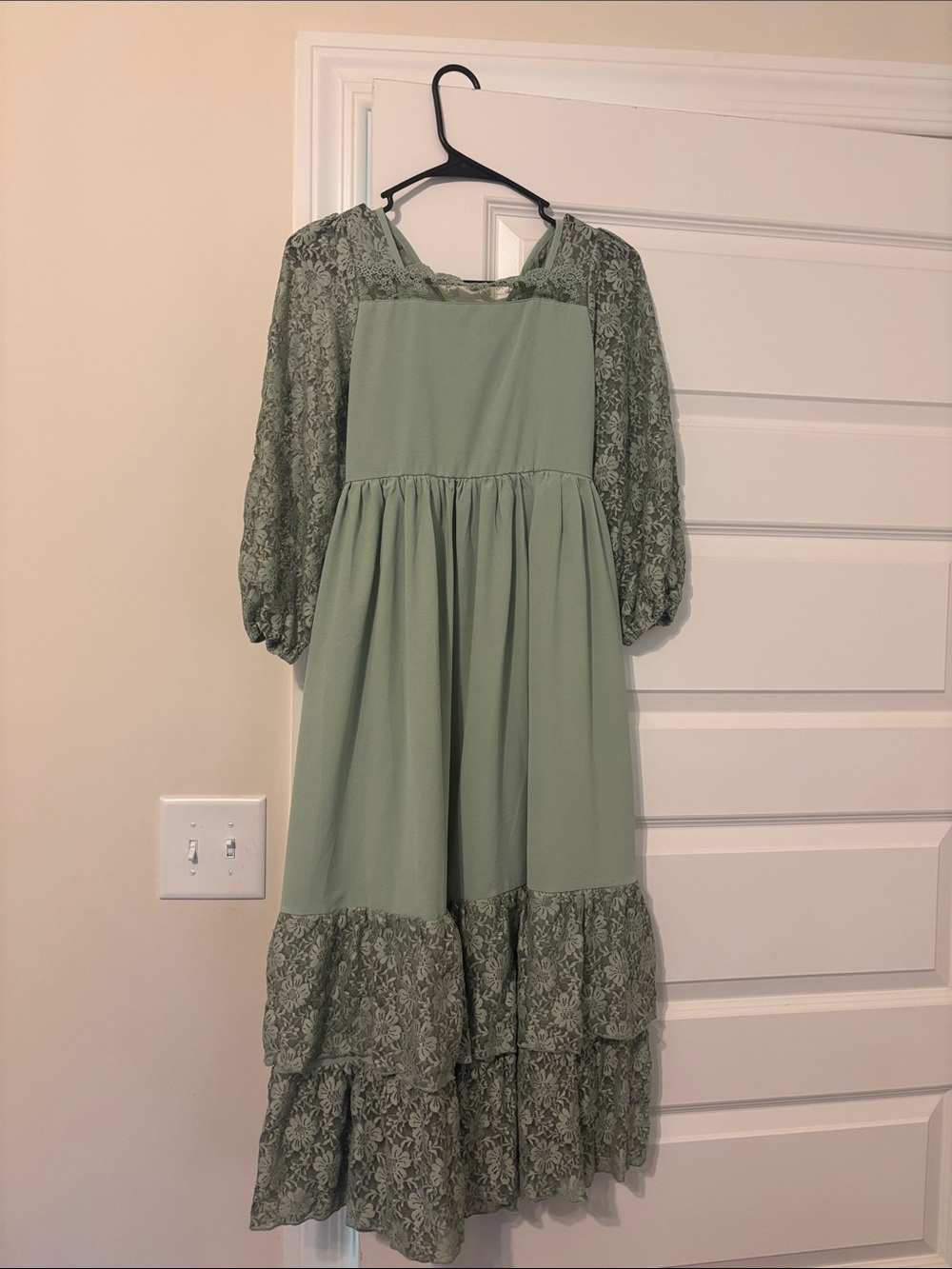 Girls' Sage Green Lace Sleeve Tiered Formal Dress